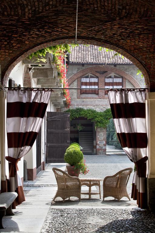 Agriturismo Il Torrione Pinerolo ภายนอก รูปภาพ
